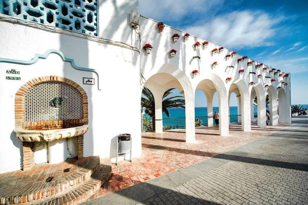 Loft Moderno Y Acogedor Centrico Y Silecioso Leilighet Nerja Eksteriør bilde
